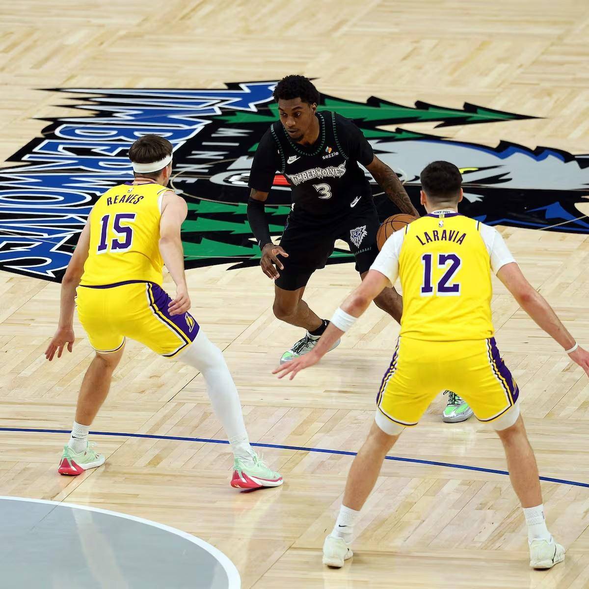 九游体育-里程碑夜明尼苏达森林狼遗憾出局，NBA季后赛今夜刷纪录，目标明确，轮换策略成焦点的简单介绍