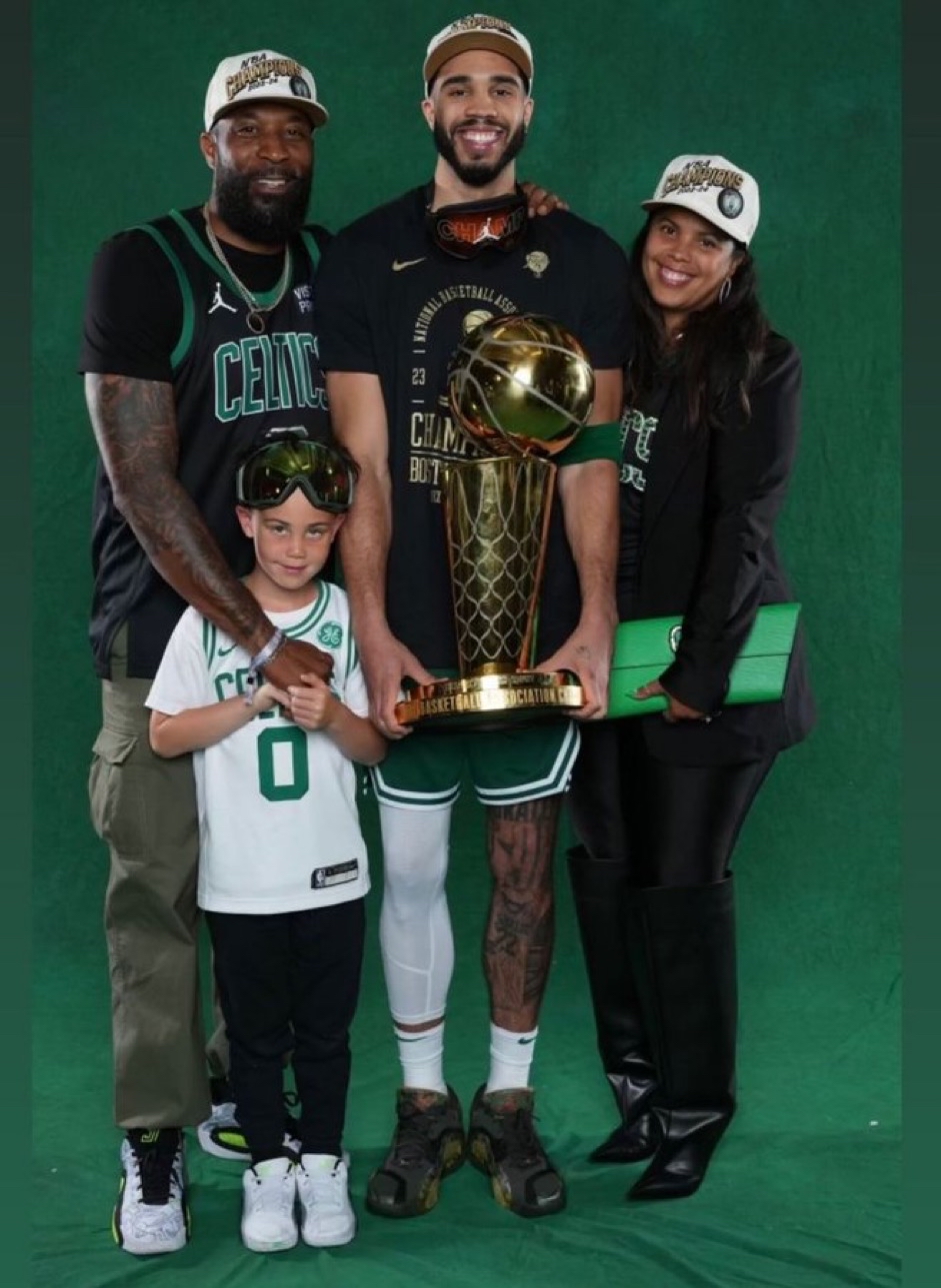 关于赛前波士顿凯尔特人调整名单以备欧冠集结日浙江队备战西甲，这操作让人直呼：瓦伦西亚赛前外线爆发的信息